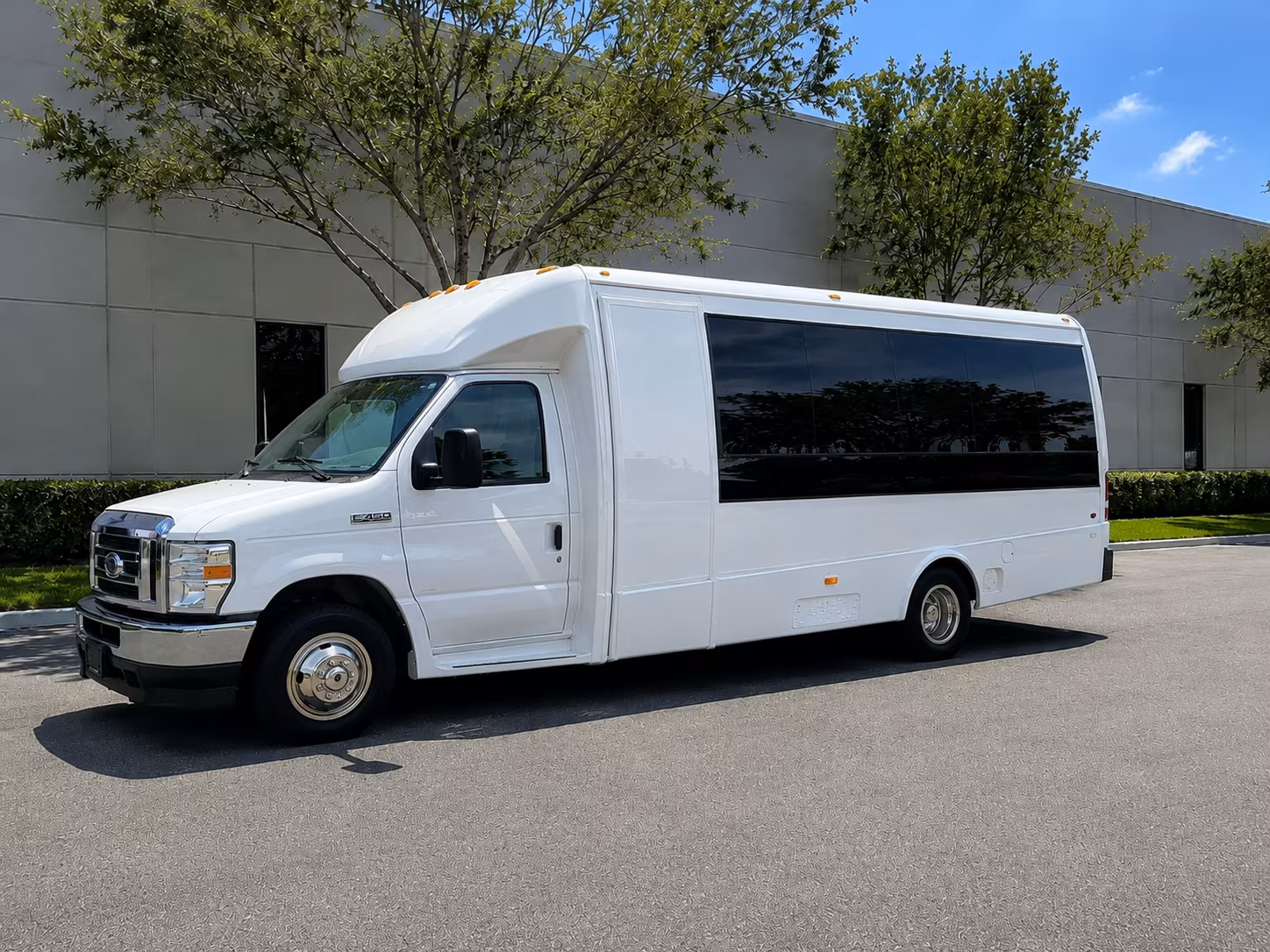 convention and conference shuttle buses in yuma arizona
