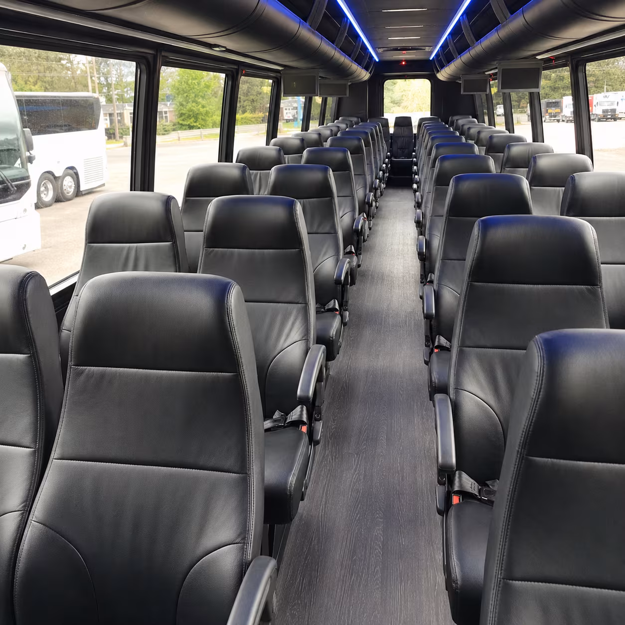 how is a bus rental actually priced in yuma is it by the hour the mile or something else
