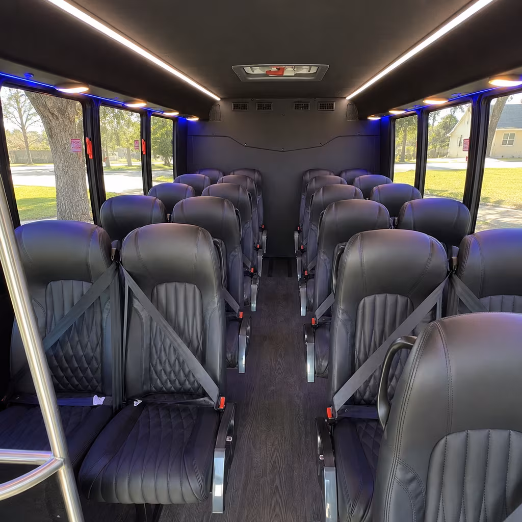minibus rentals for small group winery visits near yuma and somerton