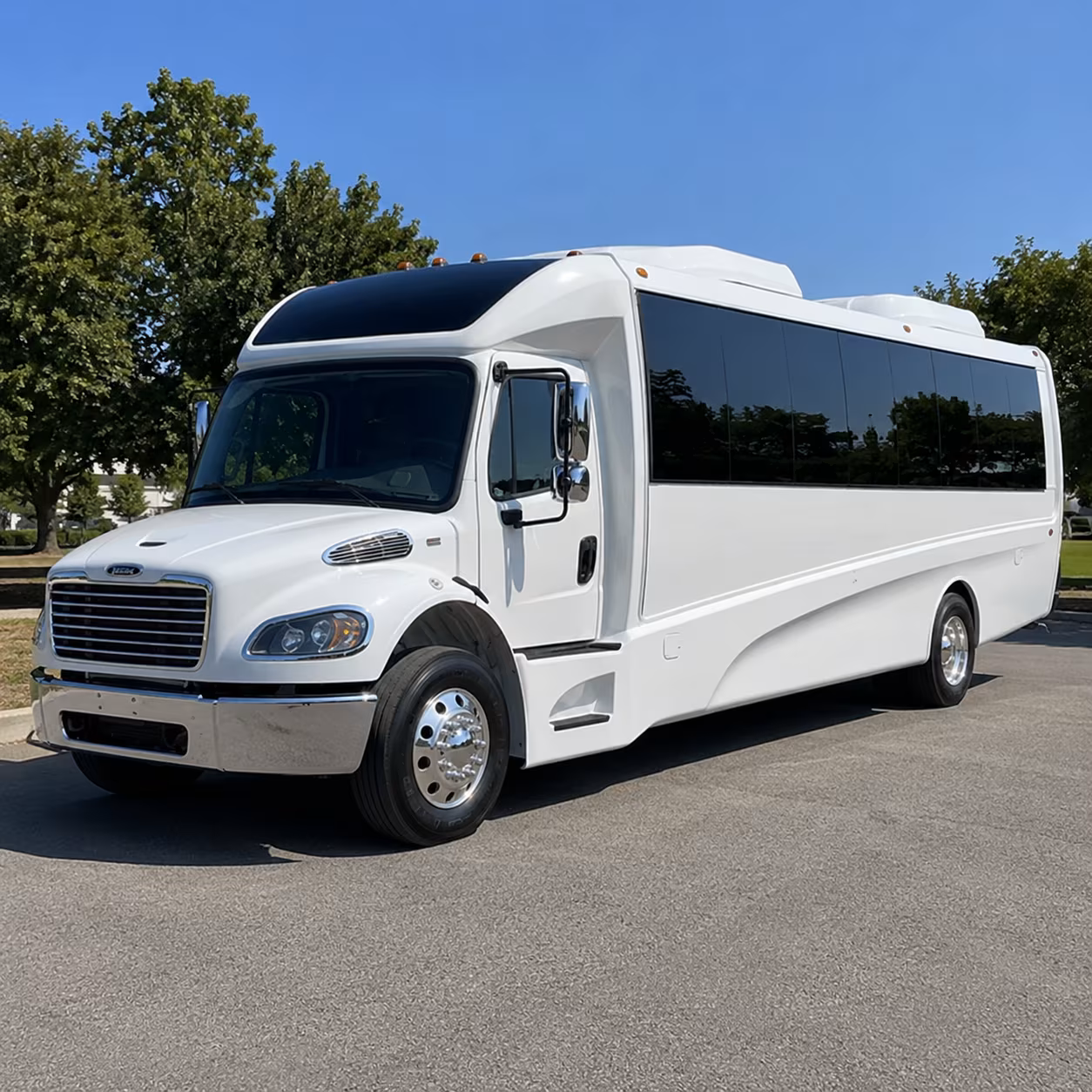 yuma 15 passenger minibus